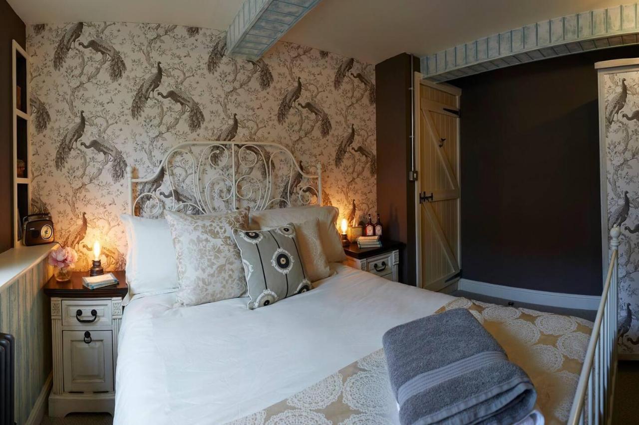Boutique Fisherman'S Grade II Listed Cottage Scarborough Exterior photo