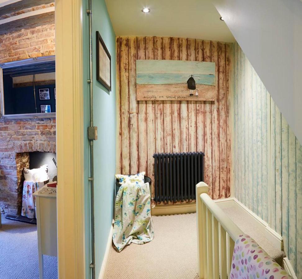 Boutique Fisherman'S Grade II Listed Cottage Scarborough Exterior photo