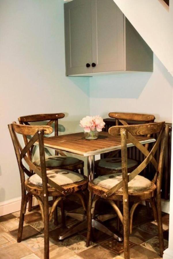 Boutique Fisherman'S Grade II Listed Cottage Scarborough Exterior photo