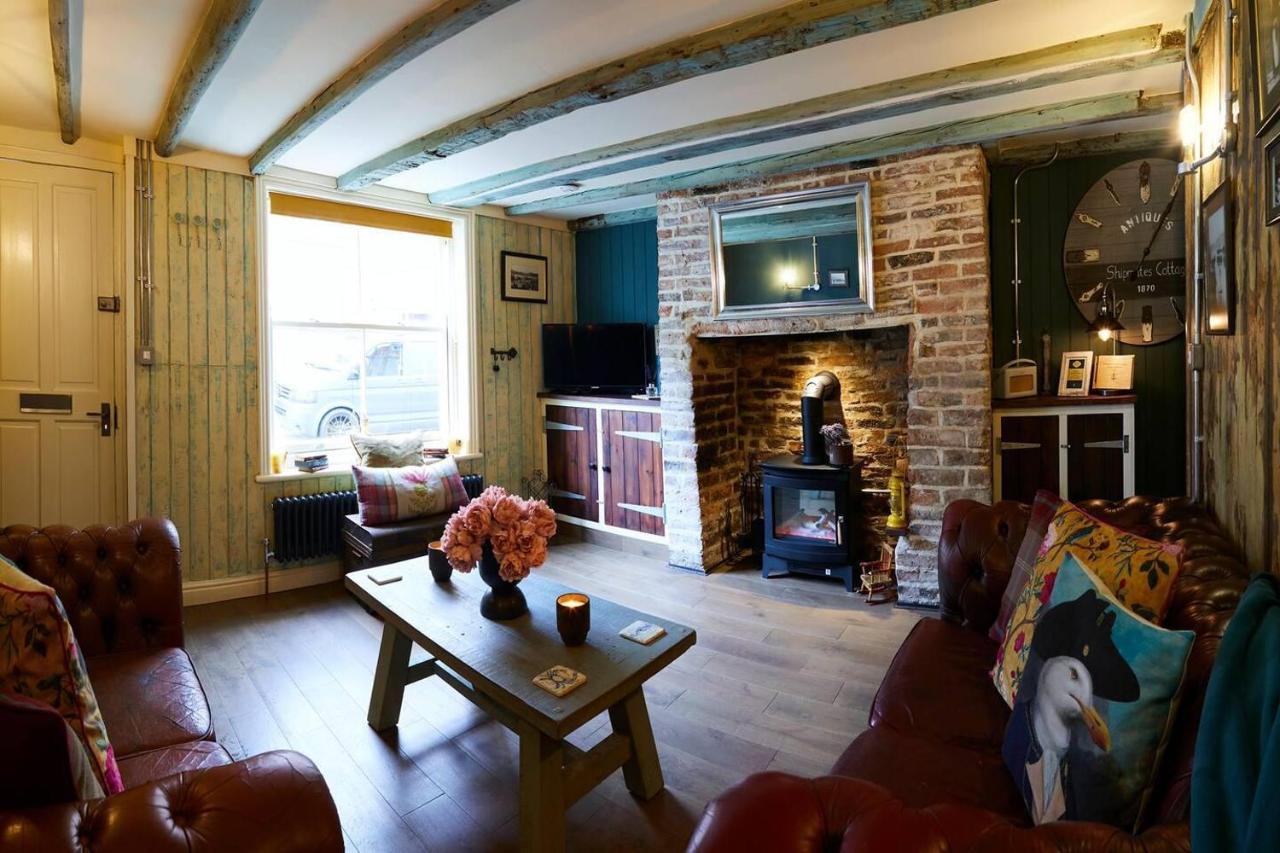 Boutique Fisherman'S Grade II Listed Cottage Scarborough Exterior photo